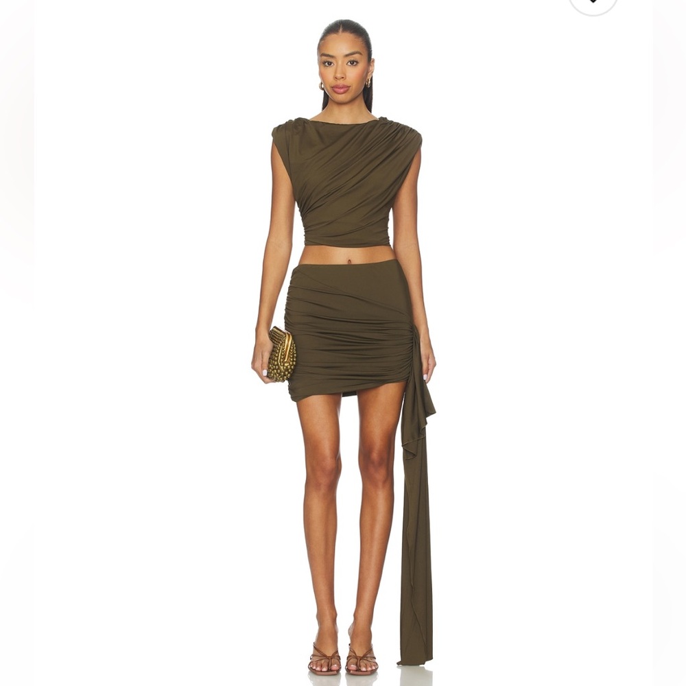 superdown Jhazala Skirt Set - Dark Olive Green